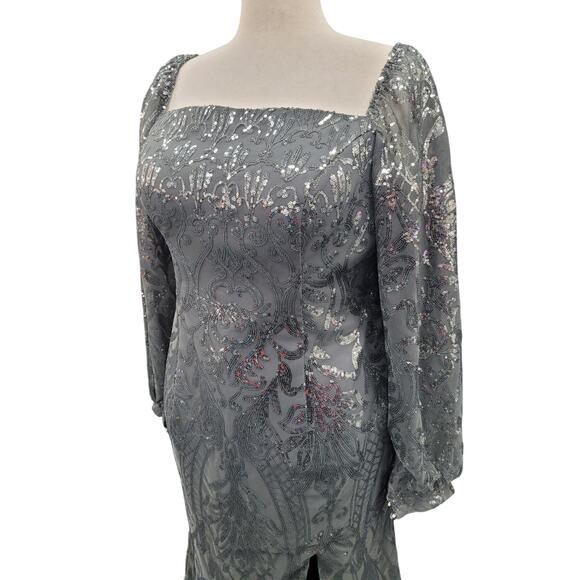 NWT Long Sleeved Patterned Sequin Gown Size 16 XL - Picture 3 of 11